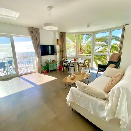 شقة Super Front Line Modern New Apartm نيرخا