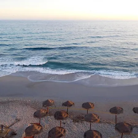 Super Front Line Modern New Apartm Appartamento Nerja